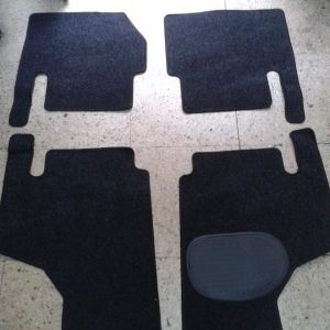 MOQUETA-4-PIEZAS-SEAT-600_LowRes