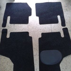 MOQUETA-4-PIEZAS-SEAT-600_LowRes