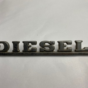 CASEA607-ANAGRAMA-TRASERO-DIESEL-metal