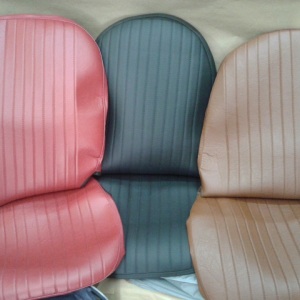 JGO FUNDAS SEAT 600 TRES COLORES ROJO_NEGRO_MARRON